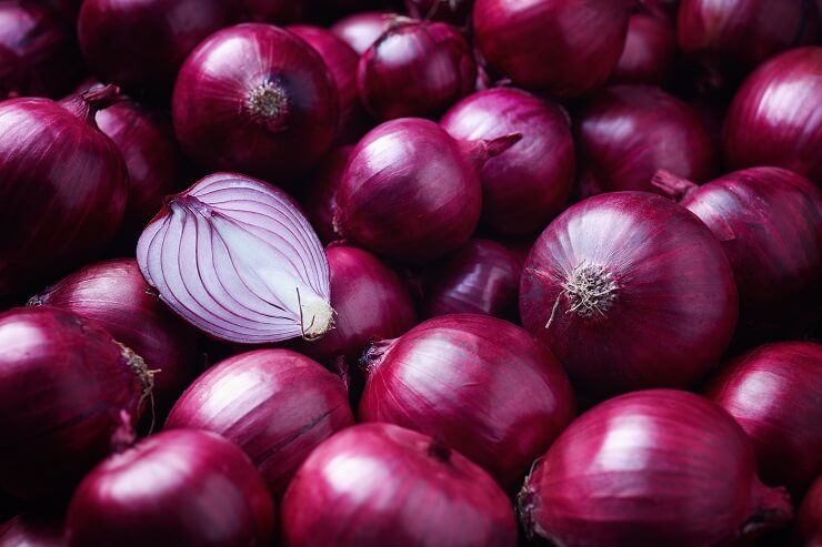 Can guinea pigs eat red onions sale