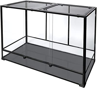 Carolina Custom Cages Terrarium