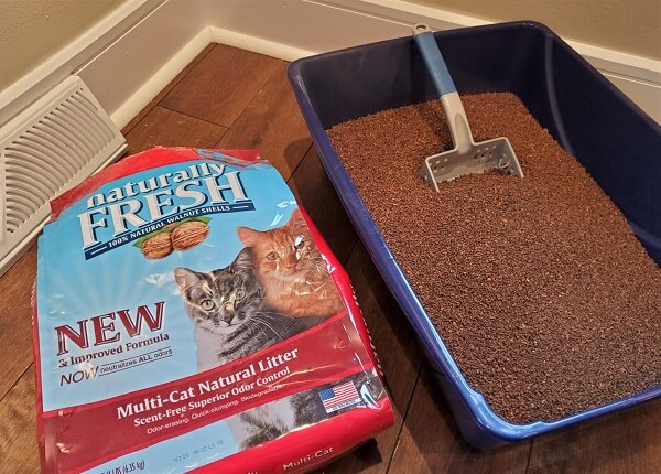 Naturally Fresh Multi-Cat Unscented Clumping Walnut Cat Litter