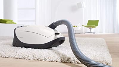New Miele Complete C3 Cat & Dog Canister Vacuum Cleaner