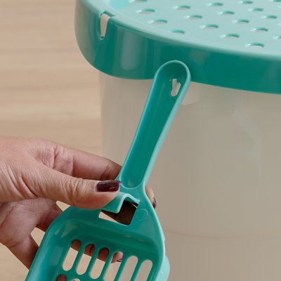 IRIS Top Entry Cat Litter Box & Scoop